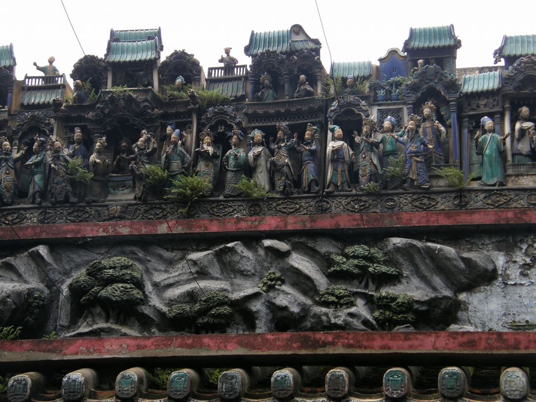 An Dương Vương and Trần Bình Trọng, on the road out to Chợ Lớn and the Chinese quarter.